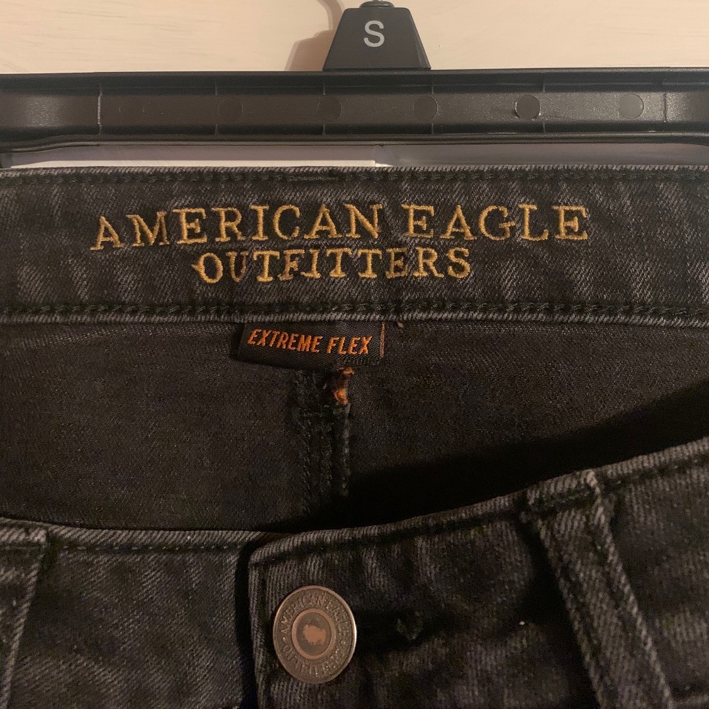 Men’s extreme flex American Eagle 32-34 jeans
